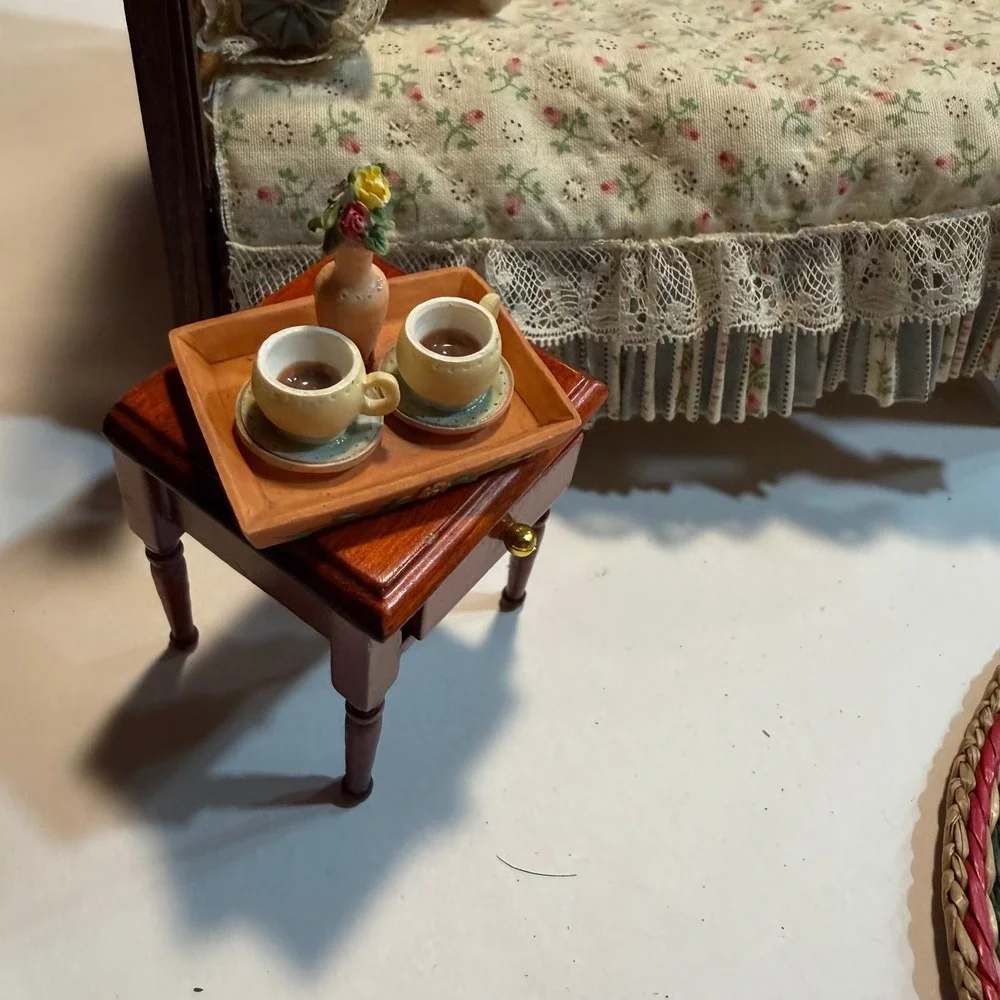 Dollhouse Miniatures 1:12 Scale Lot #8 Furniture Bedroom Set